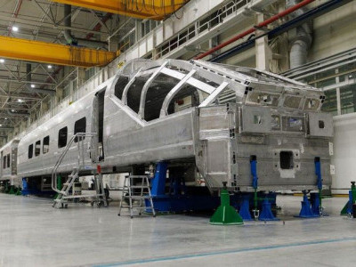 На «Уральских локомотивах» завершена сварка первых вагонов высокоскоростного поезда «Белый кречет»