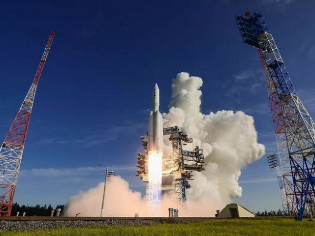 Десятый успех "Ангары": Ракета-носитель "Ангара-А5" вывела спутники на орбиту с Плесецка