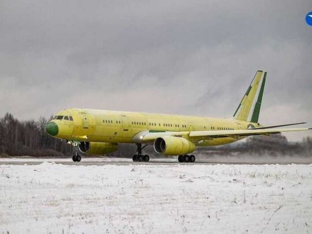 Первый полёт нового Ту-214: импортозамещённый лайнер выполнил тестовый рейс в Татарстане